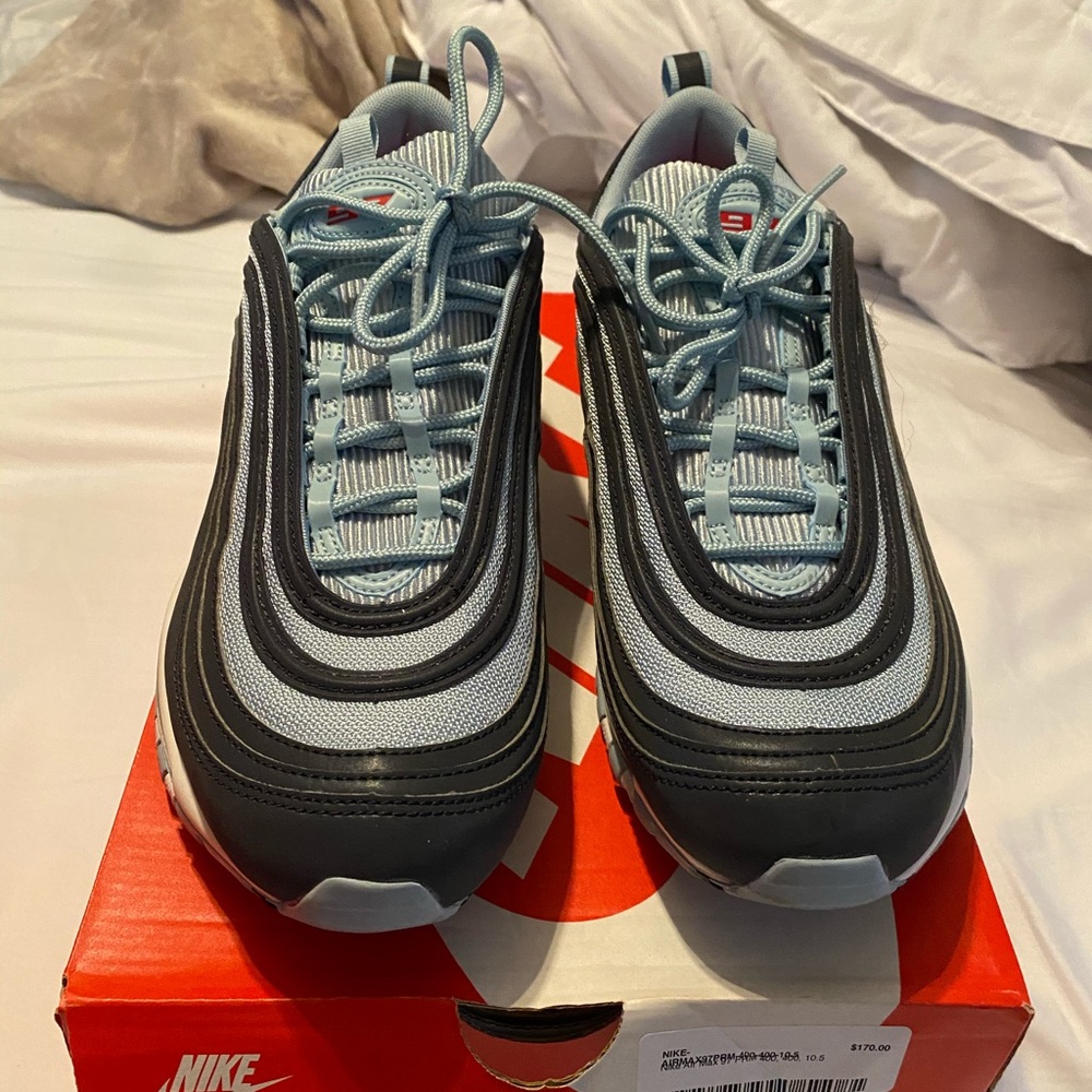 LIKE NEW AIR MAX 97